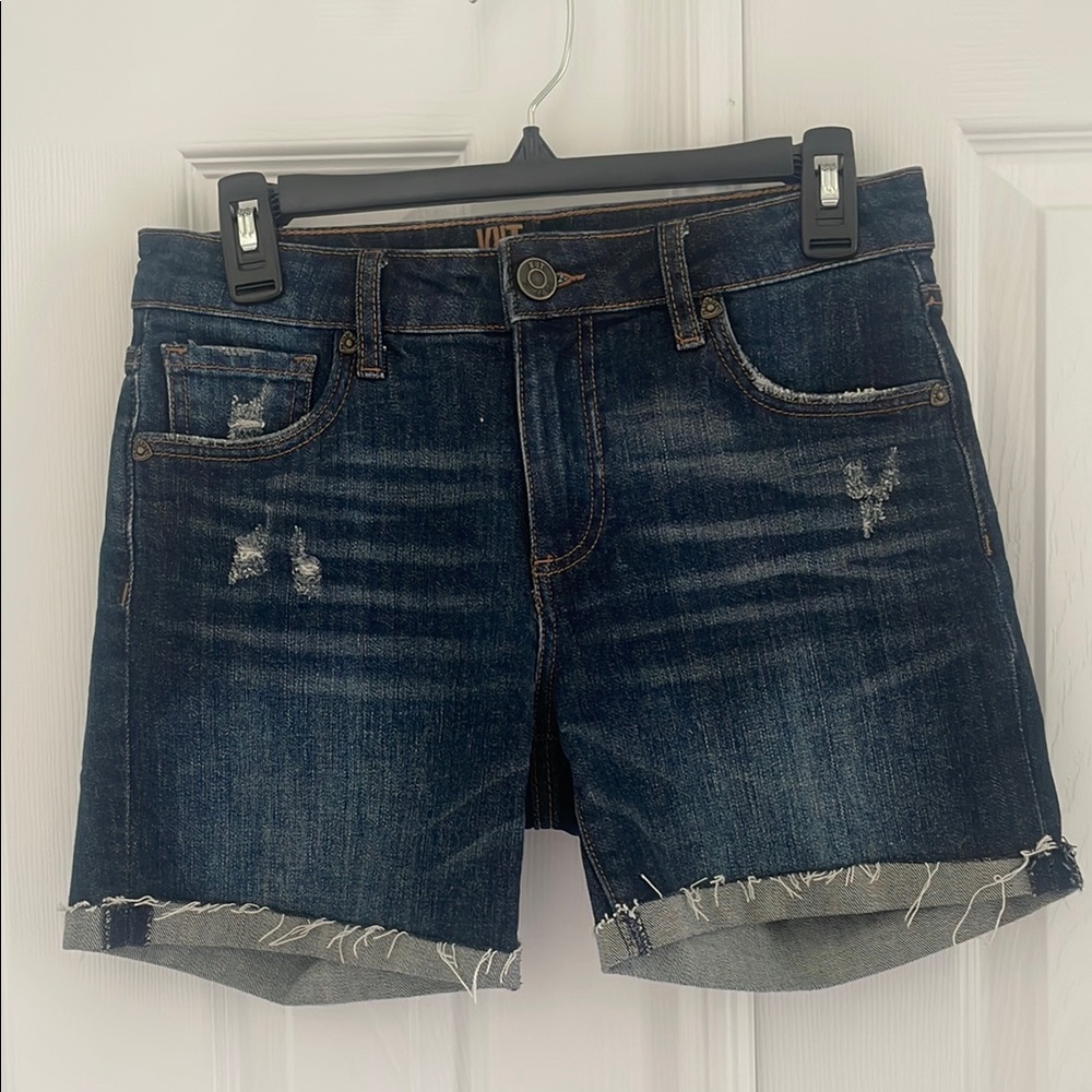 Kut from the Kloth Blue Jean Shorts Distressed Mid-Thigh